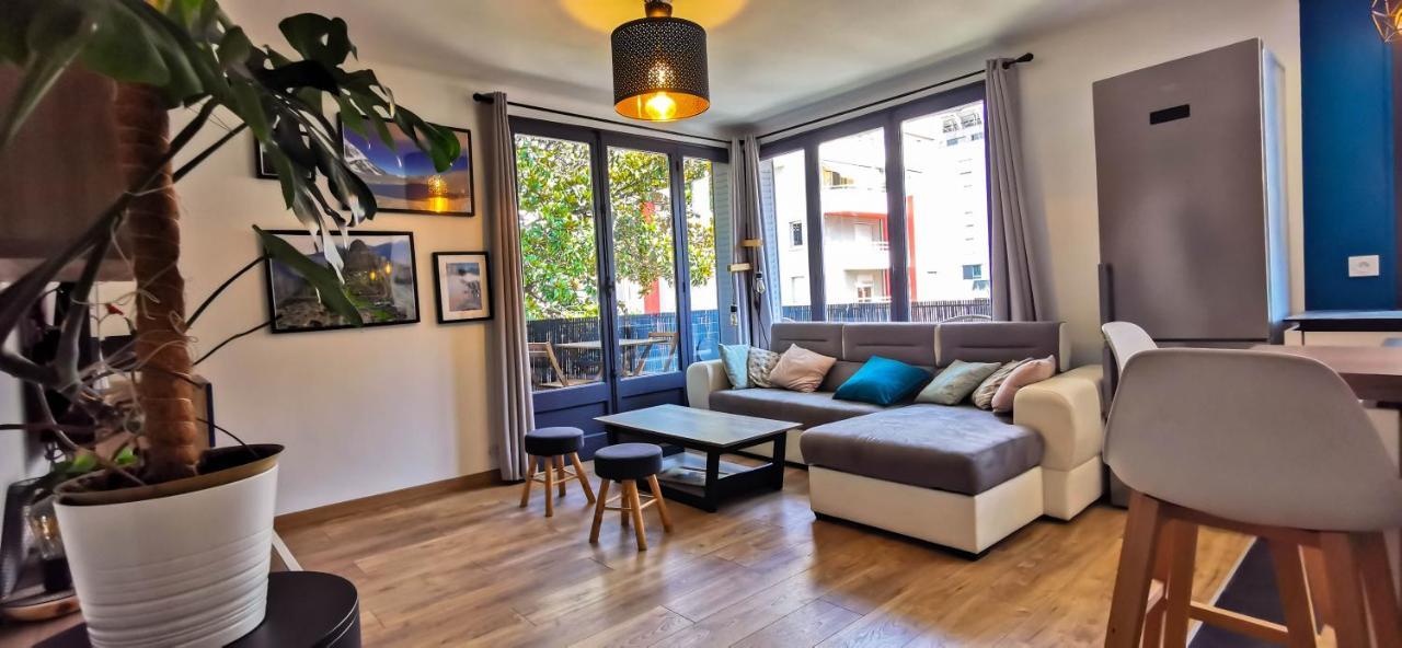 Le Coquet - Gare - Hyper Centre - Parking - Wifi - Netflix - Disney+ Annecy Exterior photo