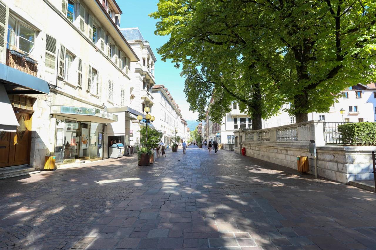 Le Coquet - Gare - Hyper Centre - Parking - Wifi - Netflix - Disney+ Annecy Exterior photo